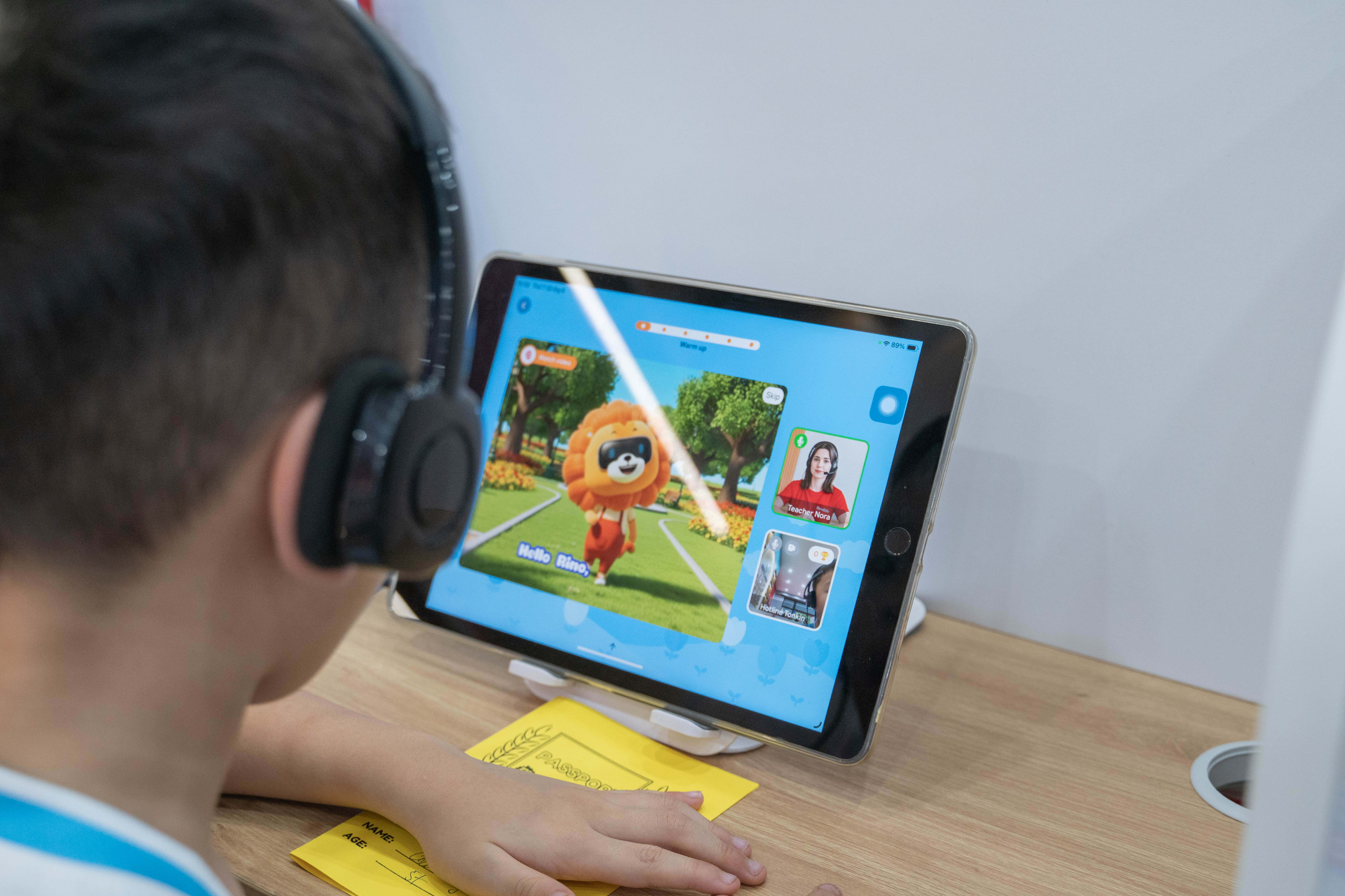 Cách Rino Edu đưa AI vào từng giờ học tiếng Anh của con